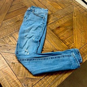 Frayed Skinny Jeans